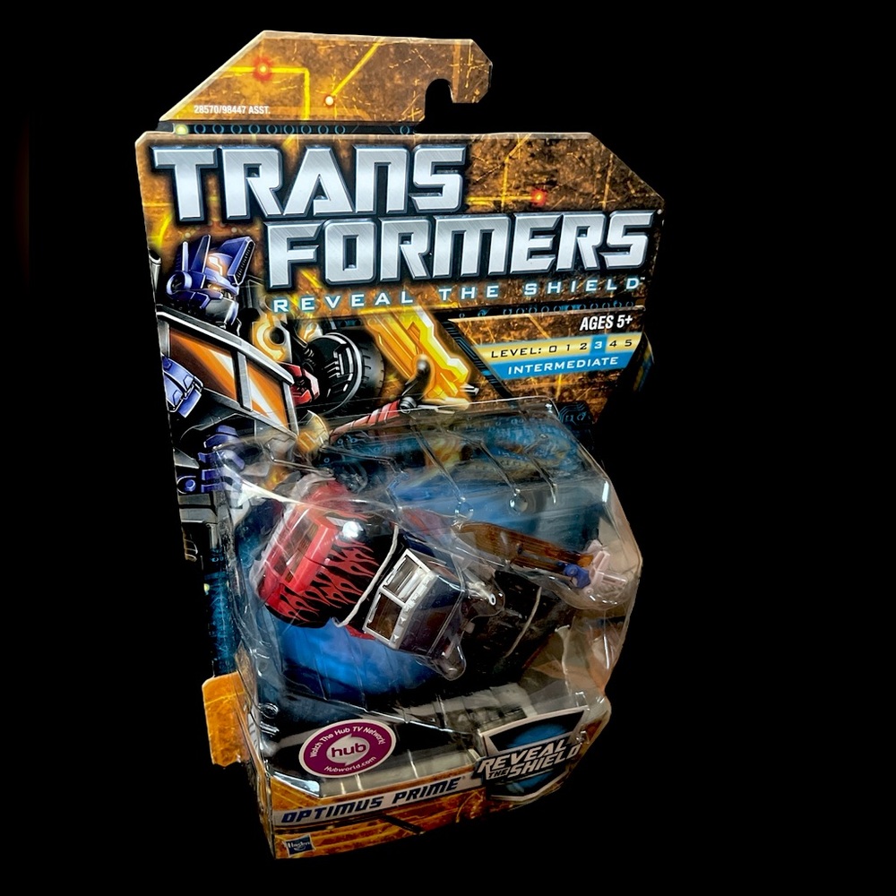 2010 Transformers Reveal The Shield OPTIMUS PRIME Autobot Action Figure